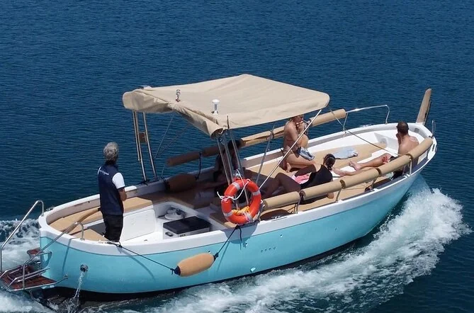 3-Hour Boat Tour with Swim Stops